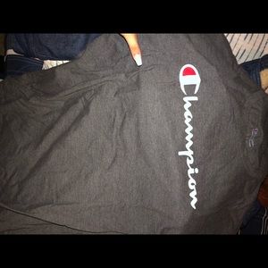 Champions t shirt
